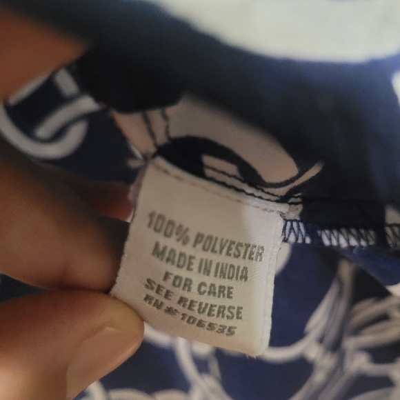 Larsen Gray Blue and White Chain Print Short Sleeve Top - Picture 4 of 5